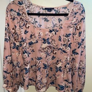 American eagle floral top